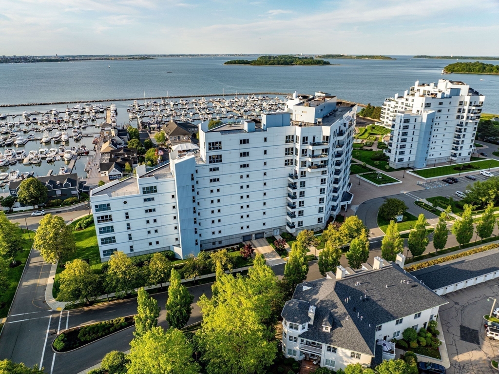Quincy, Massachusetts, 02171, United States, 2 Bedrooms Bedrooms, ,2 BathroomsBathrooms,Residential,For Sale,1845437