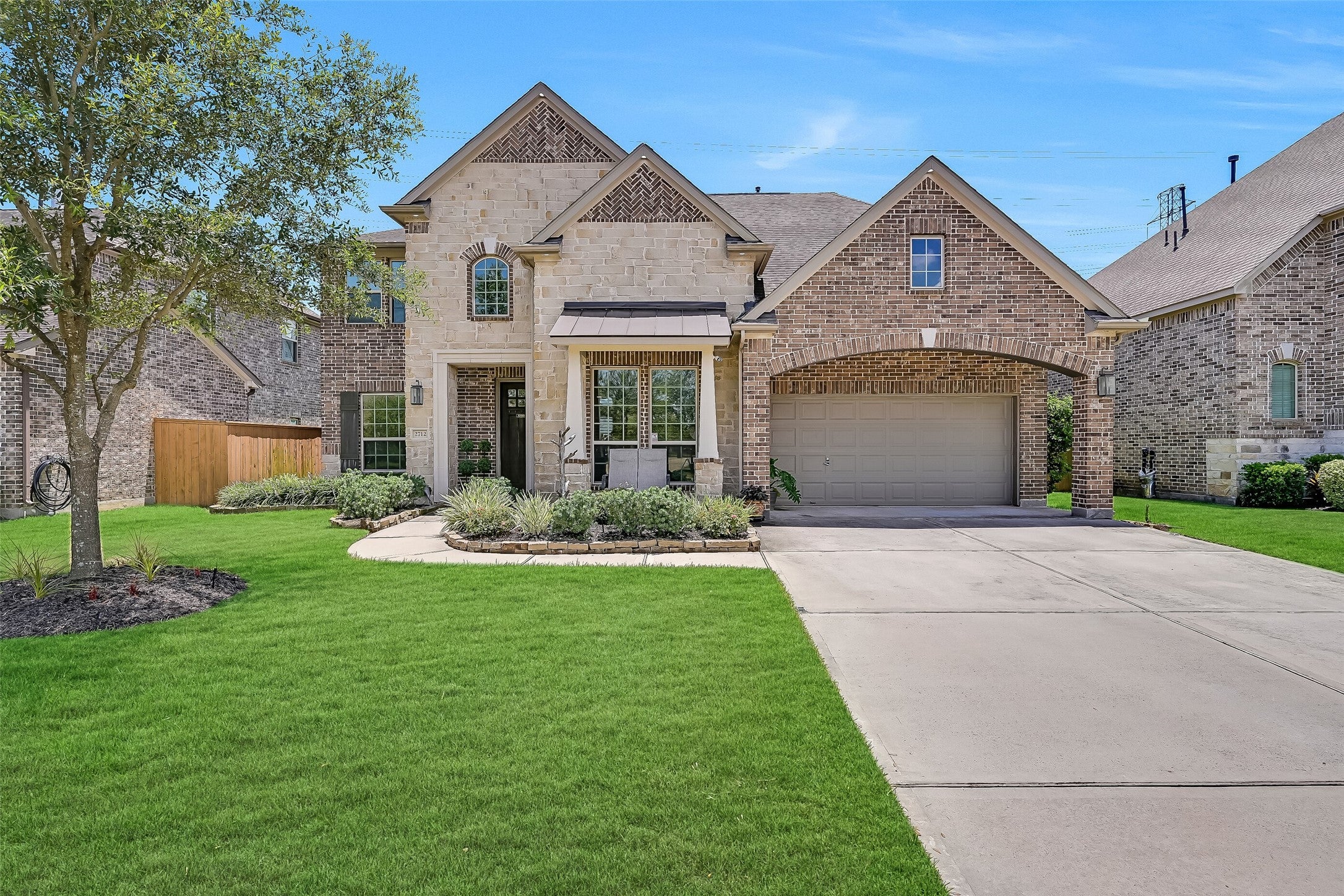 Ahnya Ln, League City, TX 77573