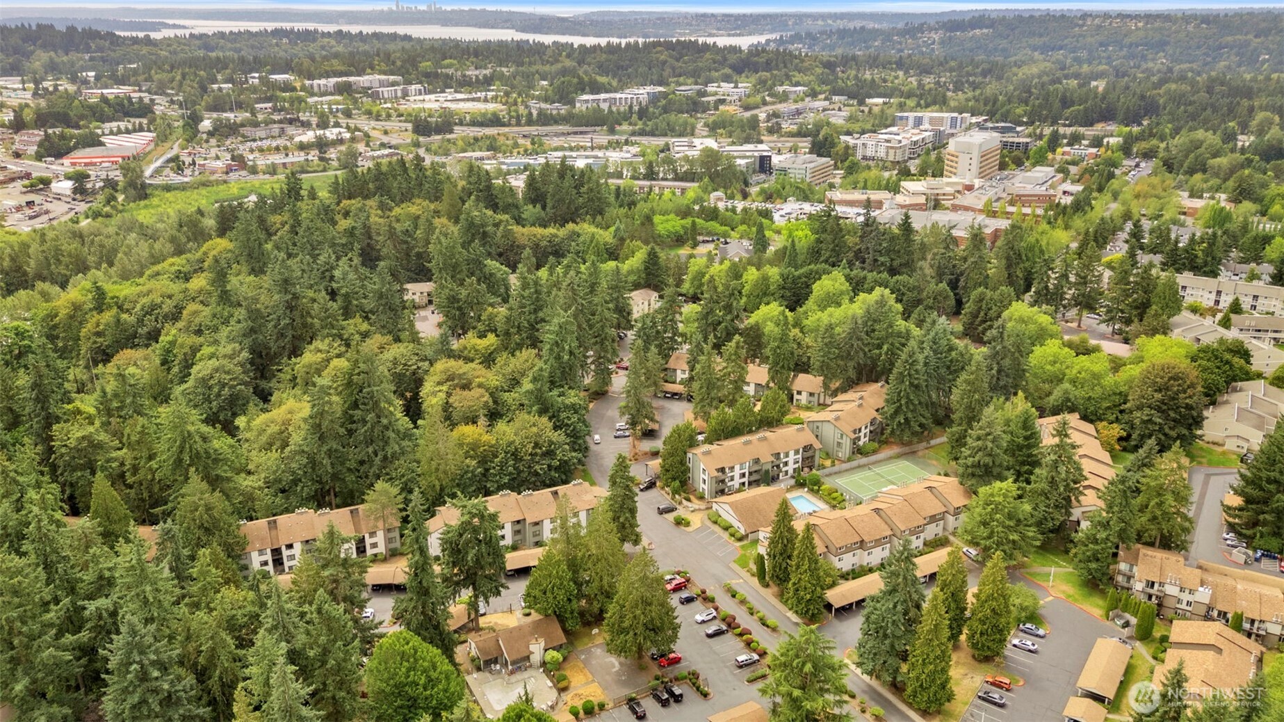 Kirkland, Washington, 98034, United States, 2 Bedrooms Bedrooms, ,1 BathroomBathrooms,Residential,For Sale,1906661