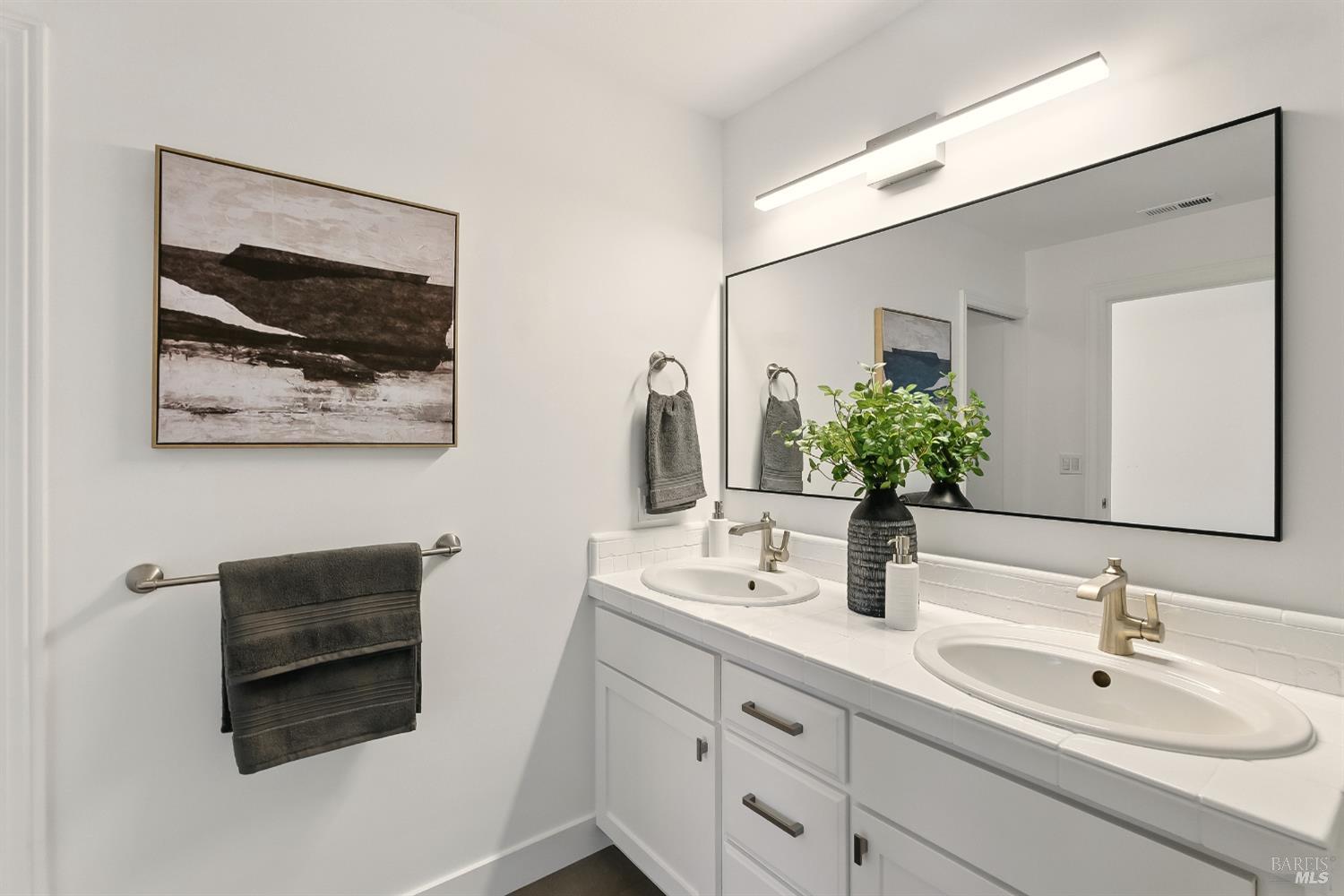 Woodacre, California, 94973, United States, 5 Bedrooms Bedrooms, ,3 BathroomsBathrooms,Residential,For Sale,1838078