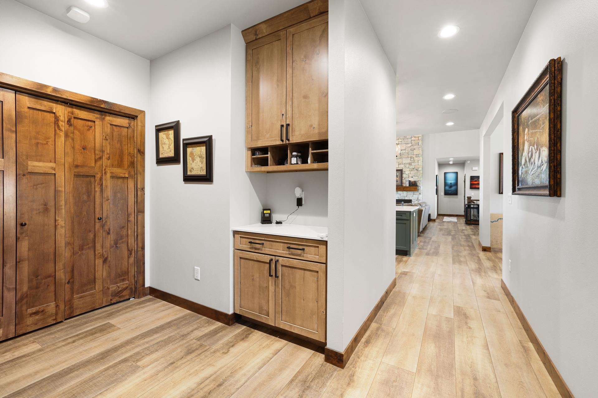 Garrison, North Dakota, 58540, United States, 4 Bedrooms Bedrooms, ,3 BathroomsBathrooms,Residential,For Sale,1975291