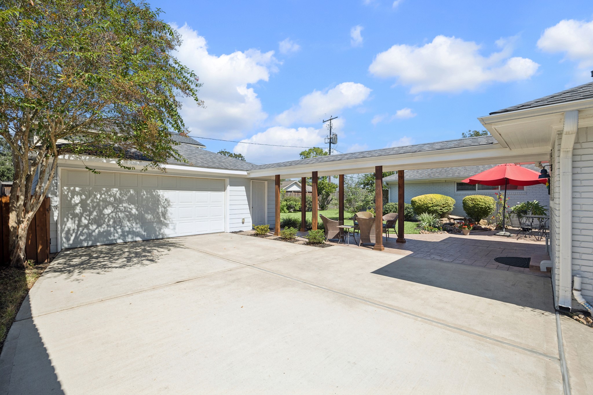  4318 Stillbrooke Drive - 物件實景