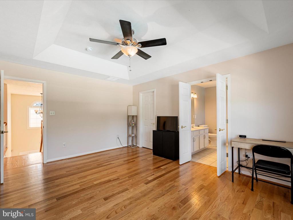 Stephens City, Virginia, 22655, United States, 4 Bedrooms Bedrooms, ,4 BathroomsBathrooms,Residential,For Sale,1905716