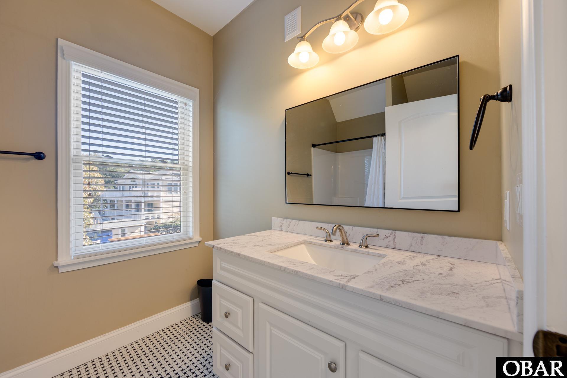 Duck, North Carolina, 27949, United States, 6 Bedrooms Bedrooms, ,7 BathroomsBathrooms,Residential,For Sale,1994366