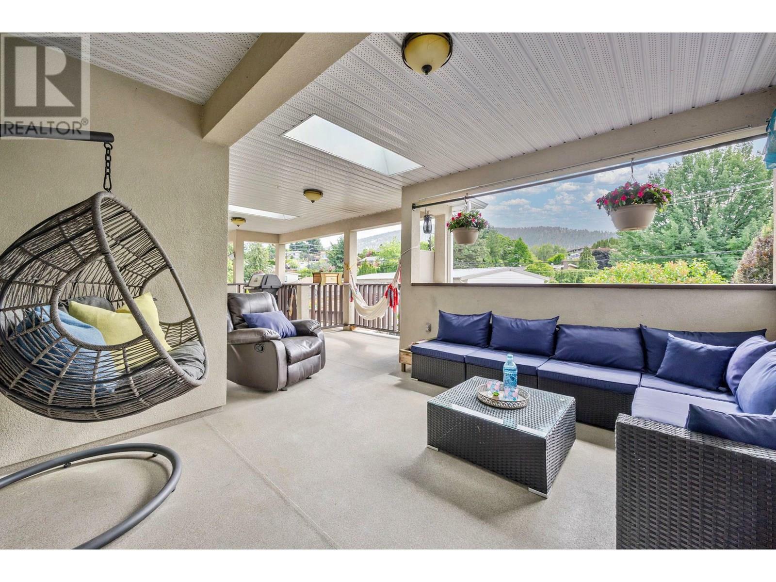 PENTICTON, British Columbia, V2A 1A7, CA, 6 Bedrooms Bedrooms, ,4 BathroomsBathrooms,Residential,For Sale,1859946