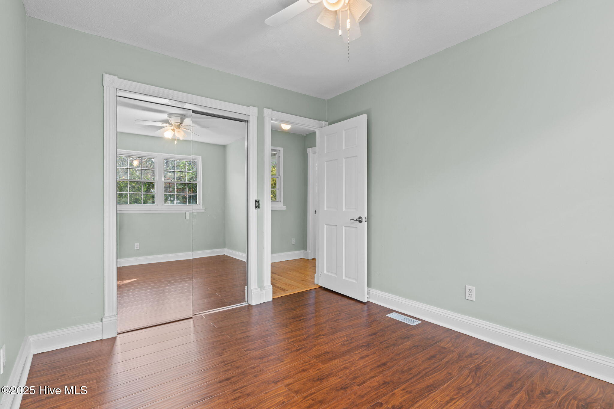 Southport, North Carolina, 28461, United States, 3 Bedrooms Bedrooms, ,2 BathroomsBathrooms,Residential,For Sale,1999197