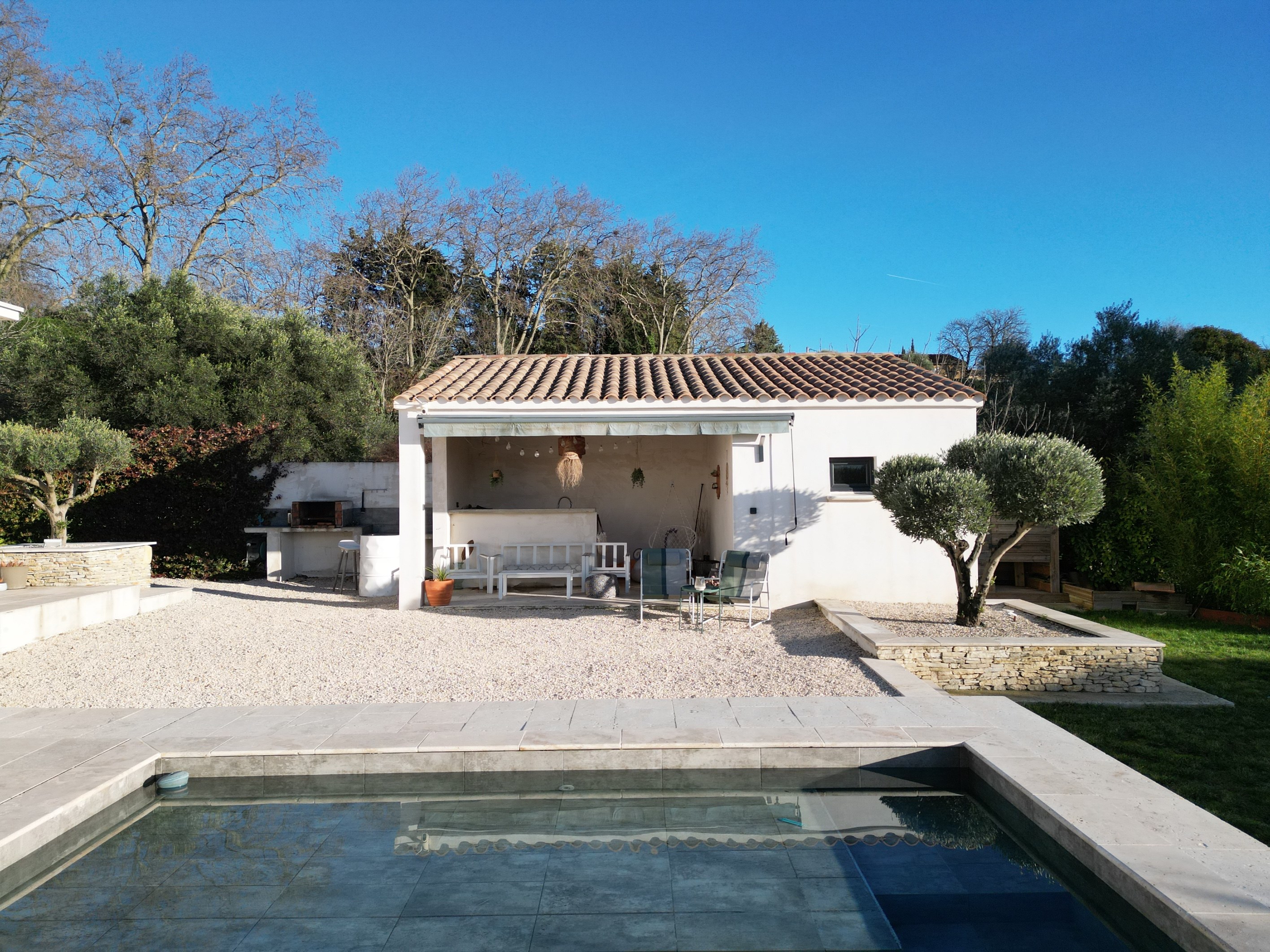 Elegant single-level contemporary villa with swimming pool and landscaped garde… - 物件實景