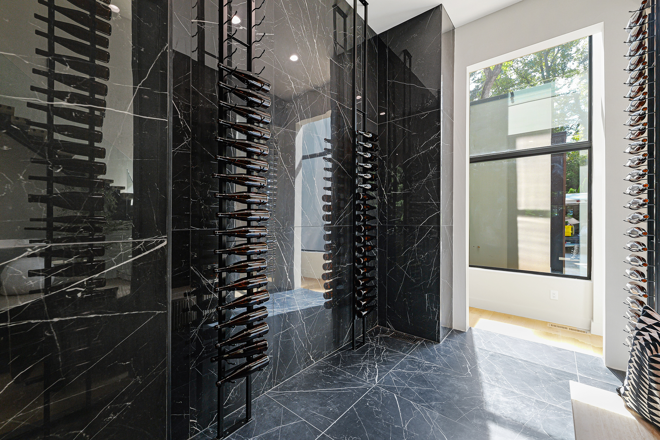  Exceptional Design Meets Everyday Living - 物件實景