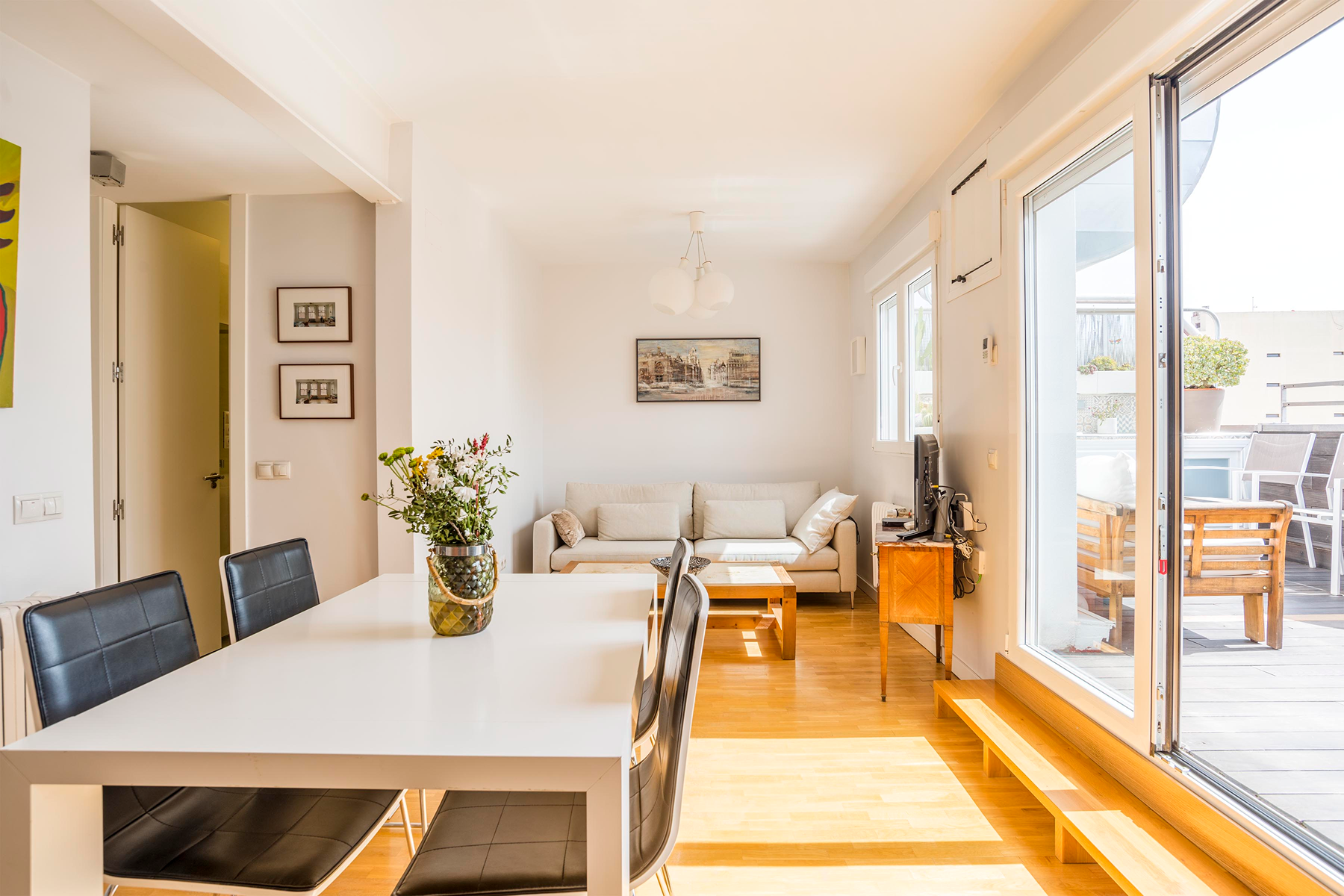 Renovated penthouse with terrace and open views in Salamanca neighborhood - 物件實景