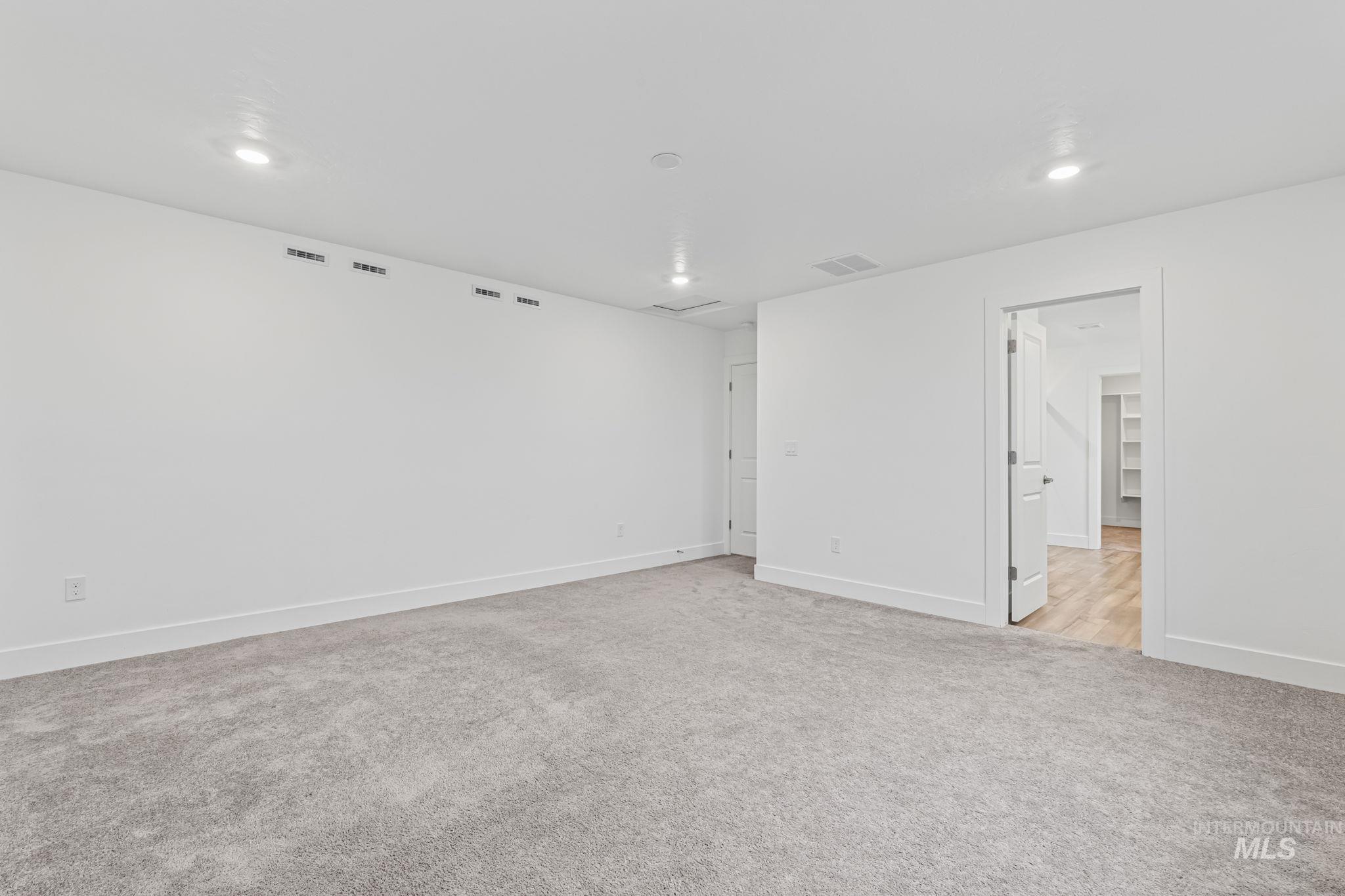 Caldwell, Idaho, 83607, United States, 4 Bedrooms Bedrooms, ,3 BathroomsBathrooms,Residential,For Sale,2005985