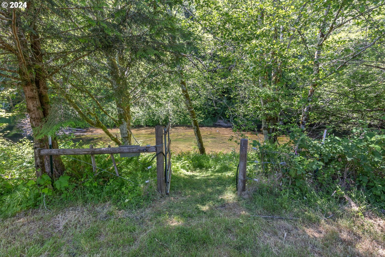 8718 LOGSDEN RD, Siletz, Oregon, 97380, United States, 1 Bedroom Bedrooms, ,1 BathroomBathrooms,Residential,For Sale,8718 LOGSDEN RD,1537213