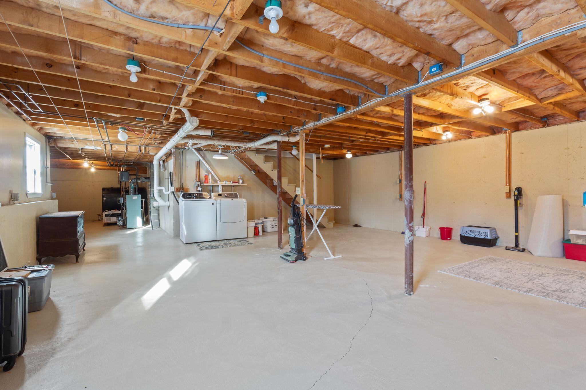 Portland, Maine, 04103, United States, 3 Bedrooms Bedrooms, ,3 BathroomsBathrooms,Residential,For Sale,2002242