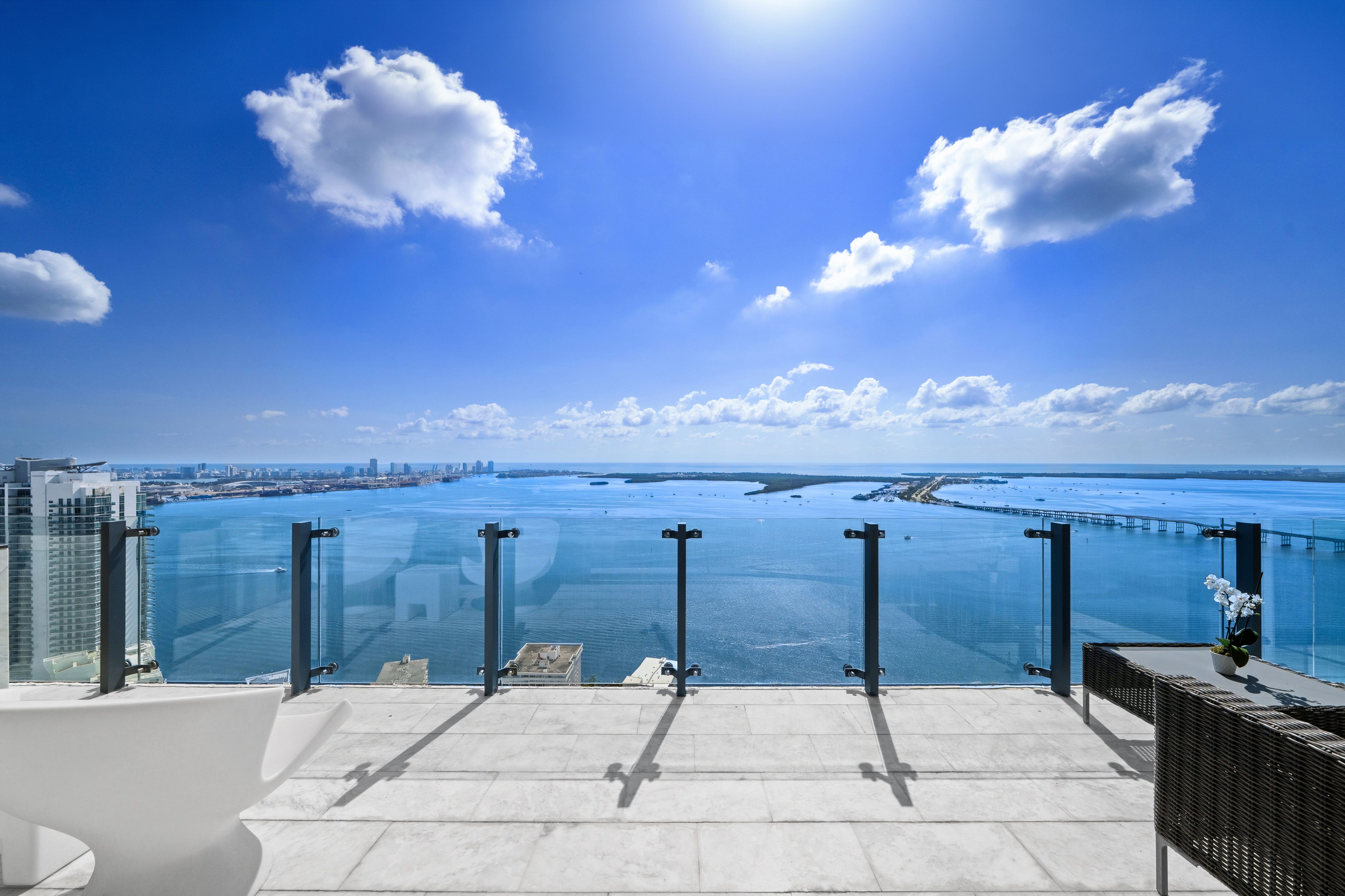  1451 Brickell Ave, Miami, FL, 33131 - 物件實景