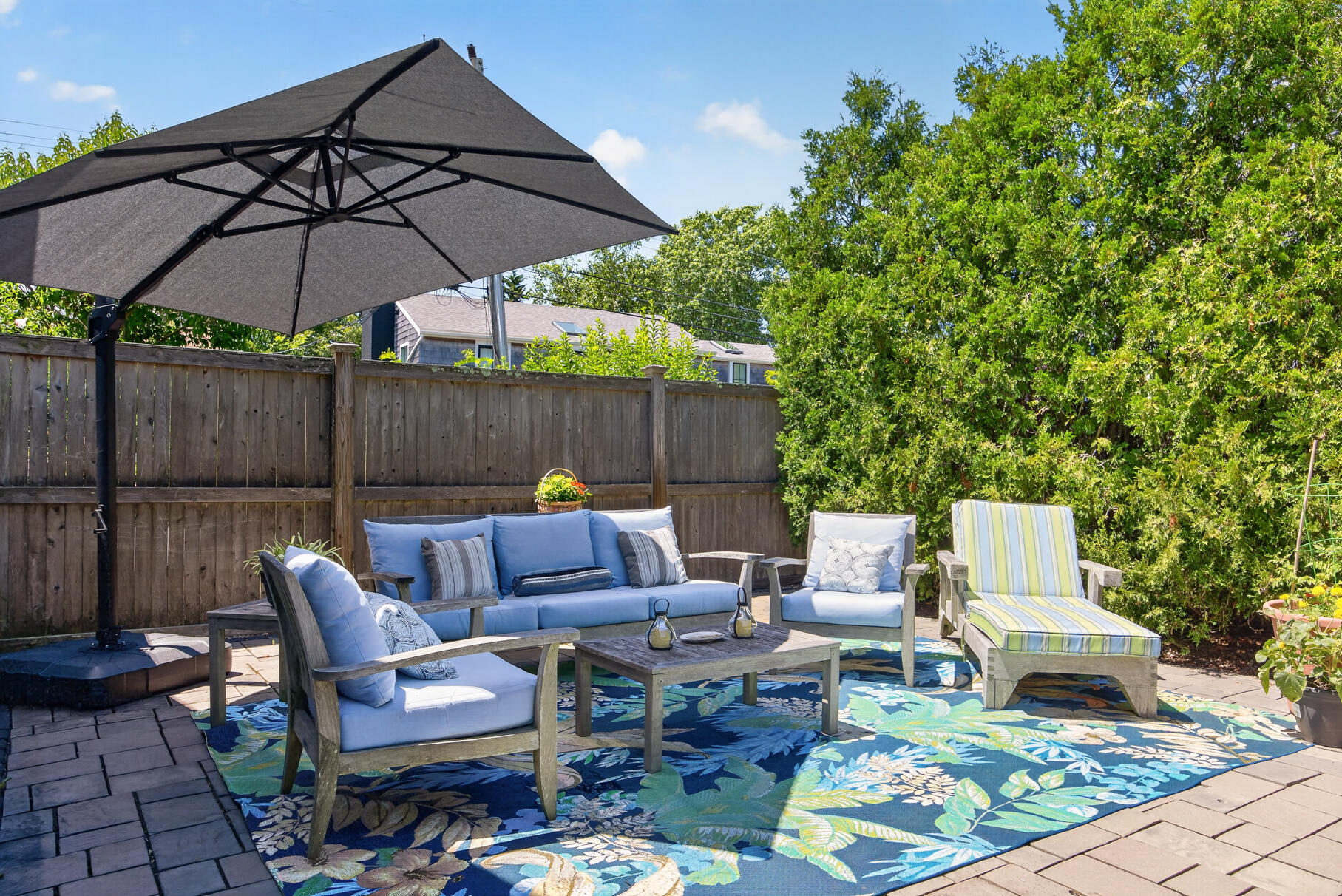  Poolside Days & Fireside Nights in the West End - 物件實景
