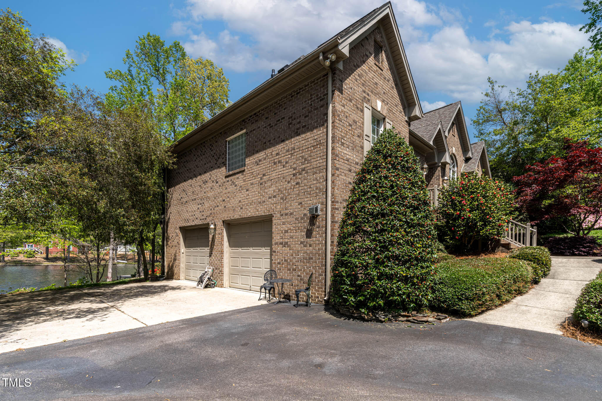 Louisburg, North Carolina, 27549, United States, 3 Bedrooms Bedrooms, ,3 BathroomsBathrooms,Residential,For Sale,1783035