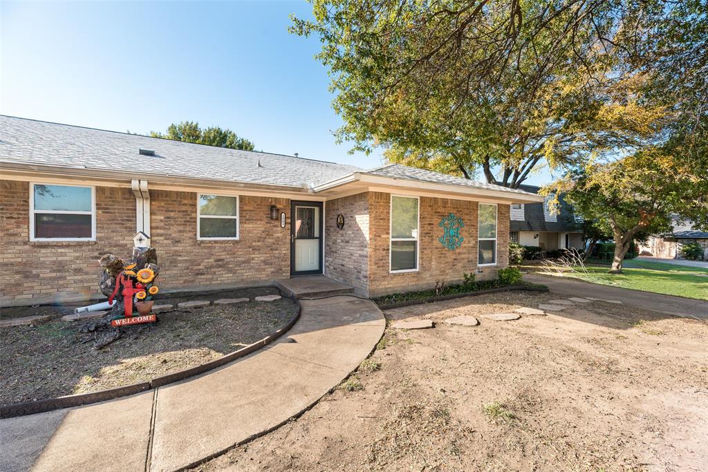 Plano, Texas, 75074, United States, 6 Bedrooms Bedrooms, ,4 BathroomsBathrooms,Residential,For Sale,1994194