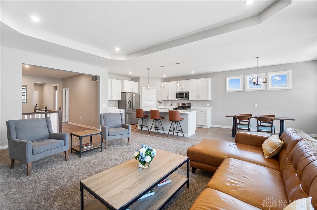 Yellow Springs Vlg, Ohio, 45387, United States, 3 Bedrooms Bedrooms, ,2 BathroomsBathrooms,Residential,For Sale,1906404