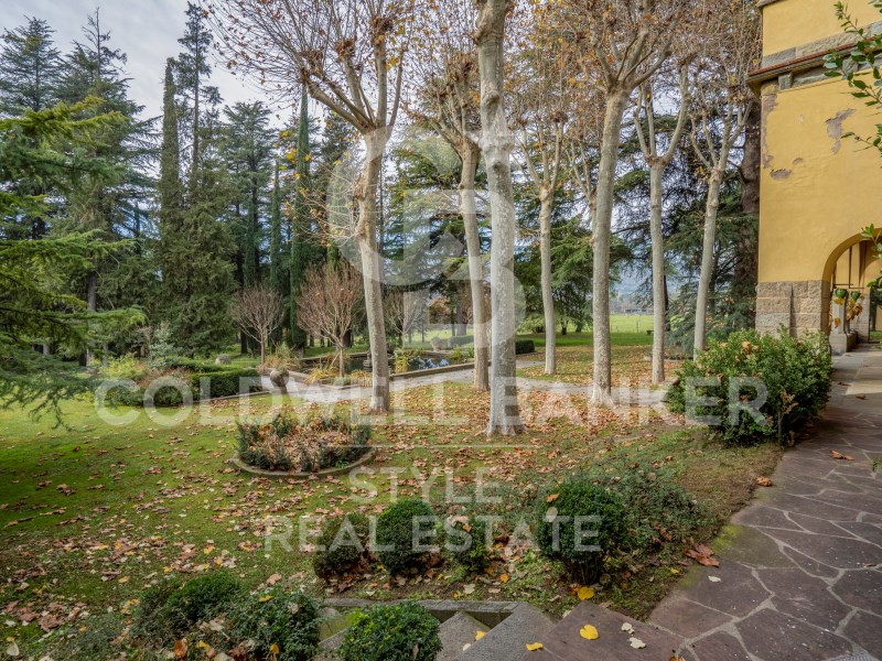 Barcelona, Torell?, Torell? Barcelona, Torell?, To, Torelló, Catalonia, ES, 13 Bedrooms Bedrooms, ,4 BathroomsBathrooms,Residential,For Sale,Barcelona, Torell?, Torell? Barcelona, Torell?, To,1448809