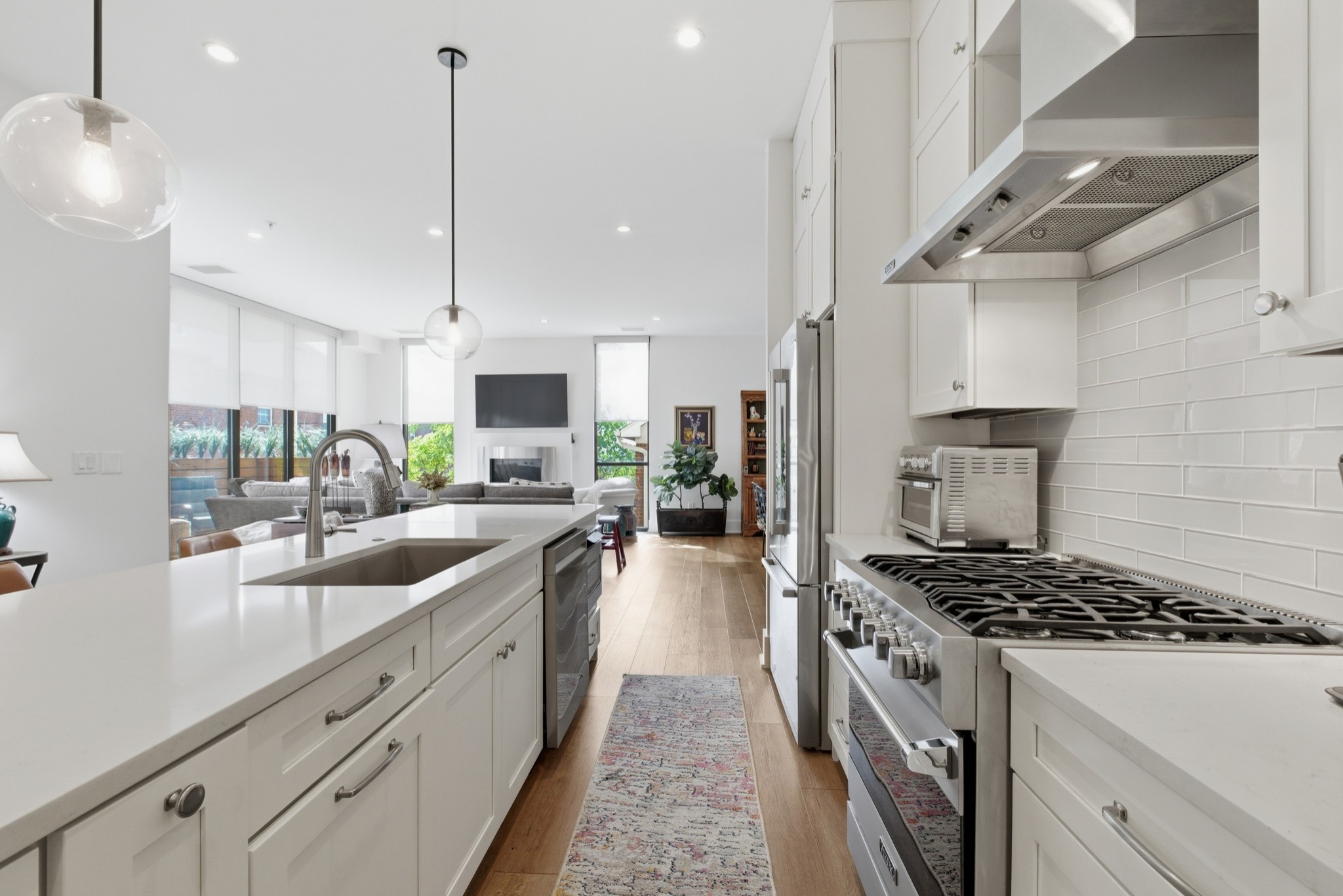  204 Acklen Park Dr Unit #103, Nashville, TN, 37203 - 物件實景