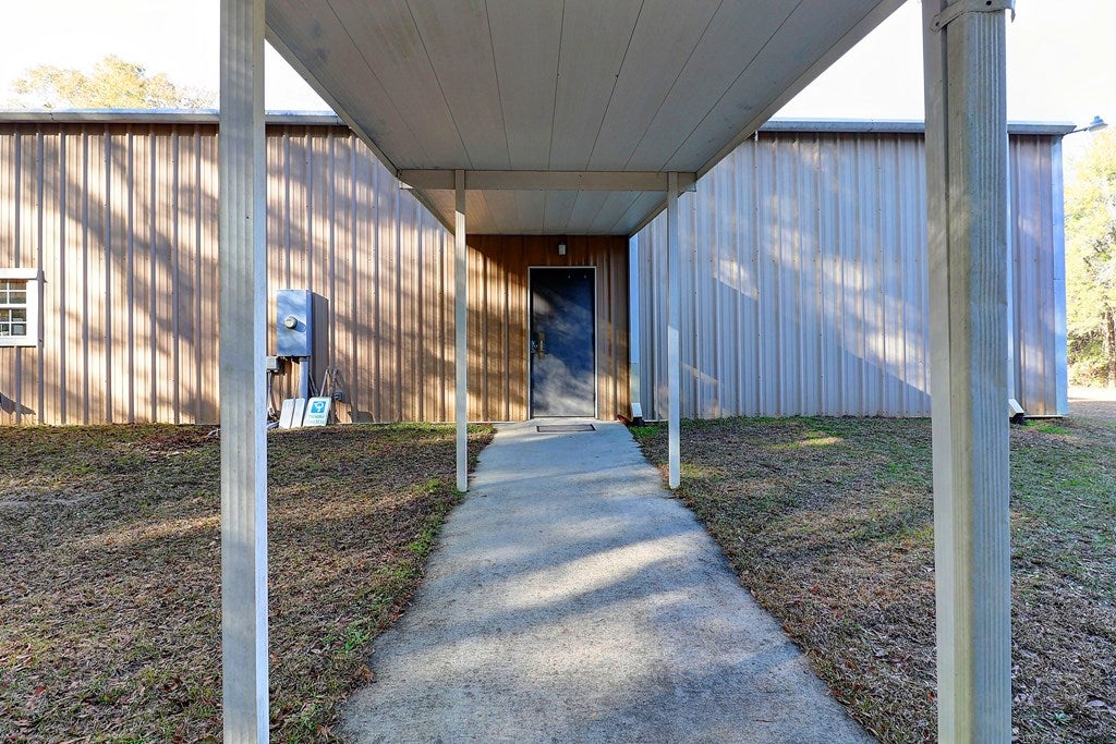 Headland, Alabama, 36345, United States, 5 Bedrooms Bedrooms, ,2 BathroomsBathrooms,Residential,For Sale,1991013