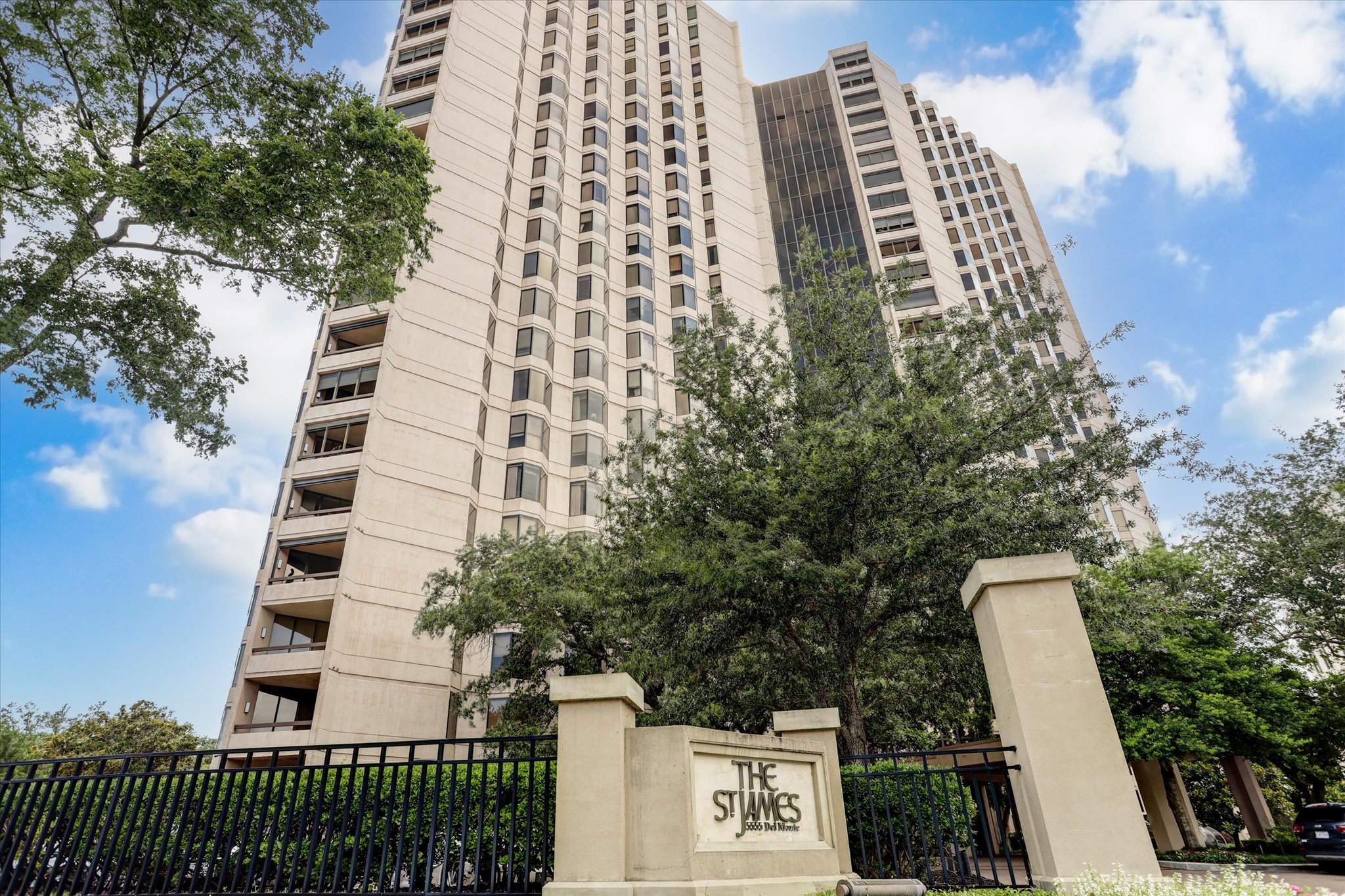  5555 Del Monte Drive #1305 - 物件實景