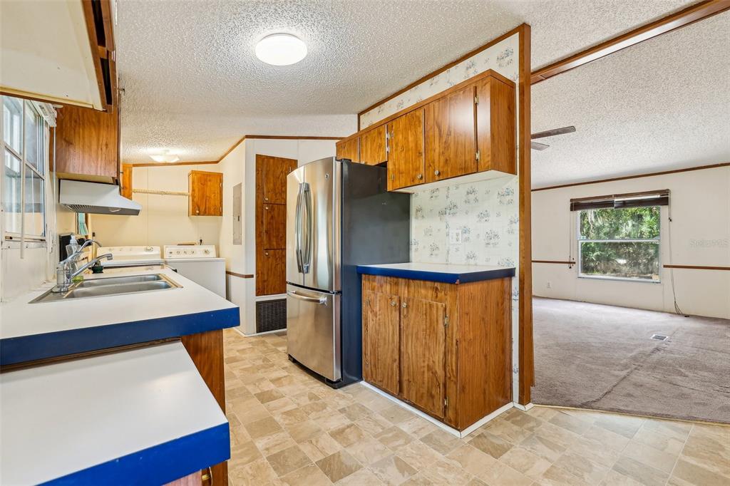Edgewater, Florida, 32132, United States, 5 Bedrooms Bedrooms, ,4 BathroomsBathrooms,Residential,For Sale,1794815