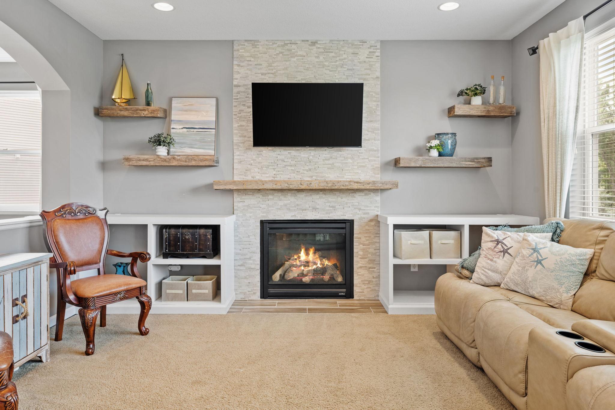 Lakeville, Minnesota, 55044, United States, 4 Bedrooms Bedrooms, ,3 BathroomsBathrooms,Residential,For Sale,1992013