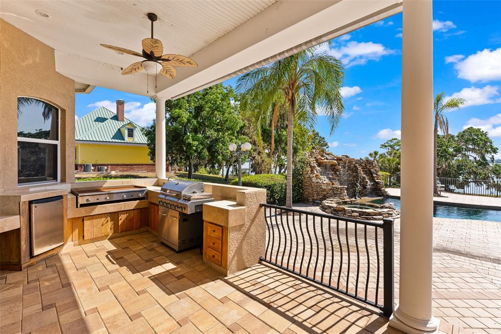 Thonotosassa, Florida, 33592, United States, 4 Bedrooms Bedrooms, ,7 BathroomsBathrooms,Residential,For Sale,1788935