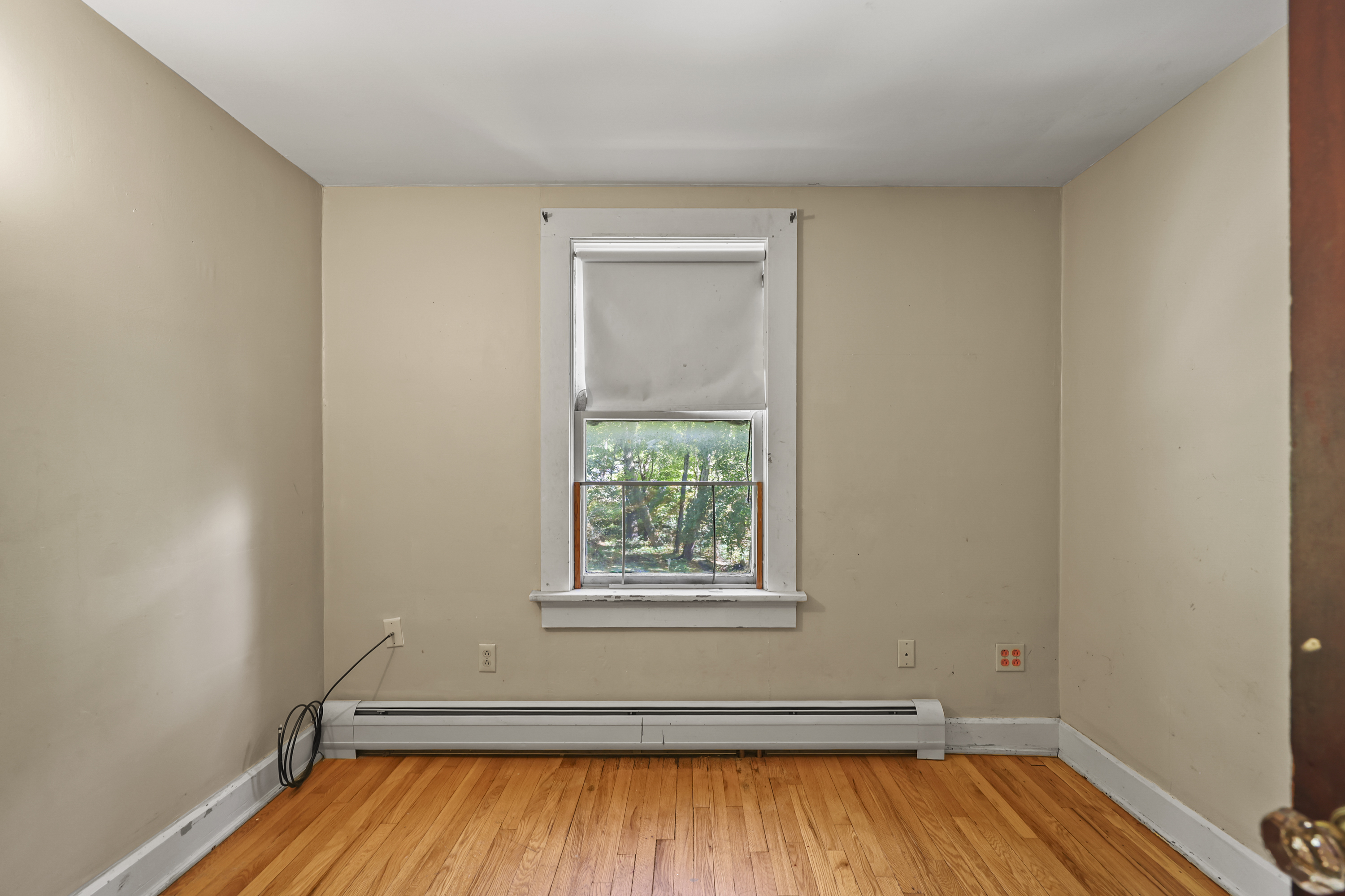  CHARMING STOCKBRIDGE 4-BED HOME AWAITS YOUR VISION - 物件實景