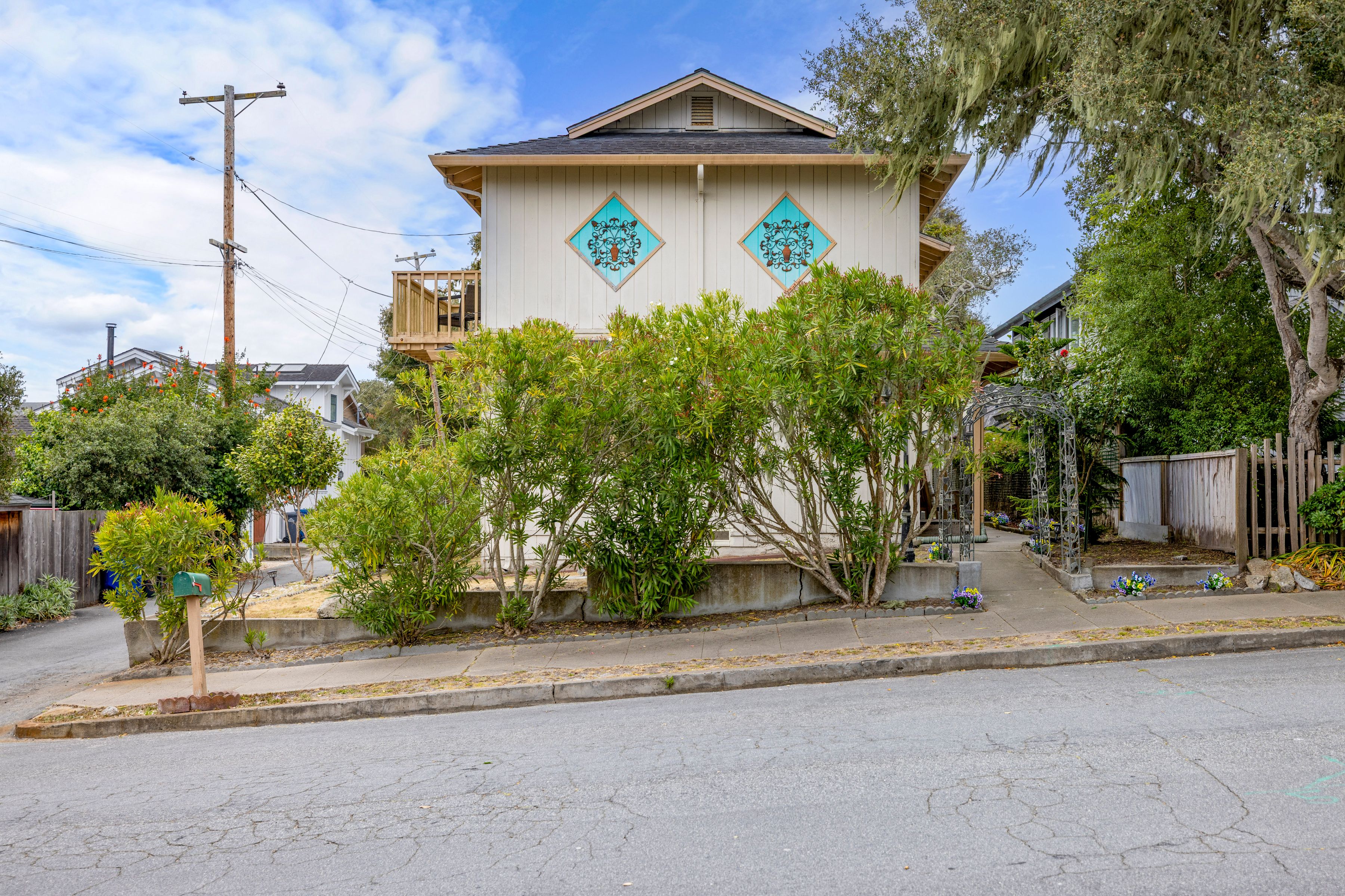  917 Fountain Avenue - 物件實景