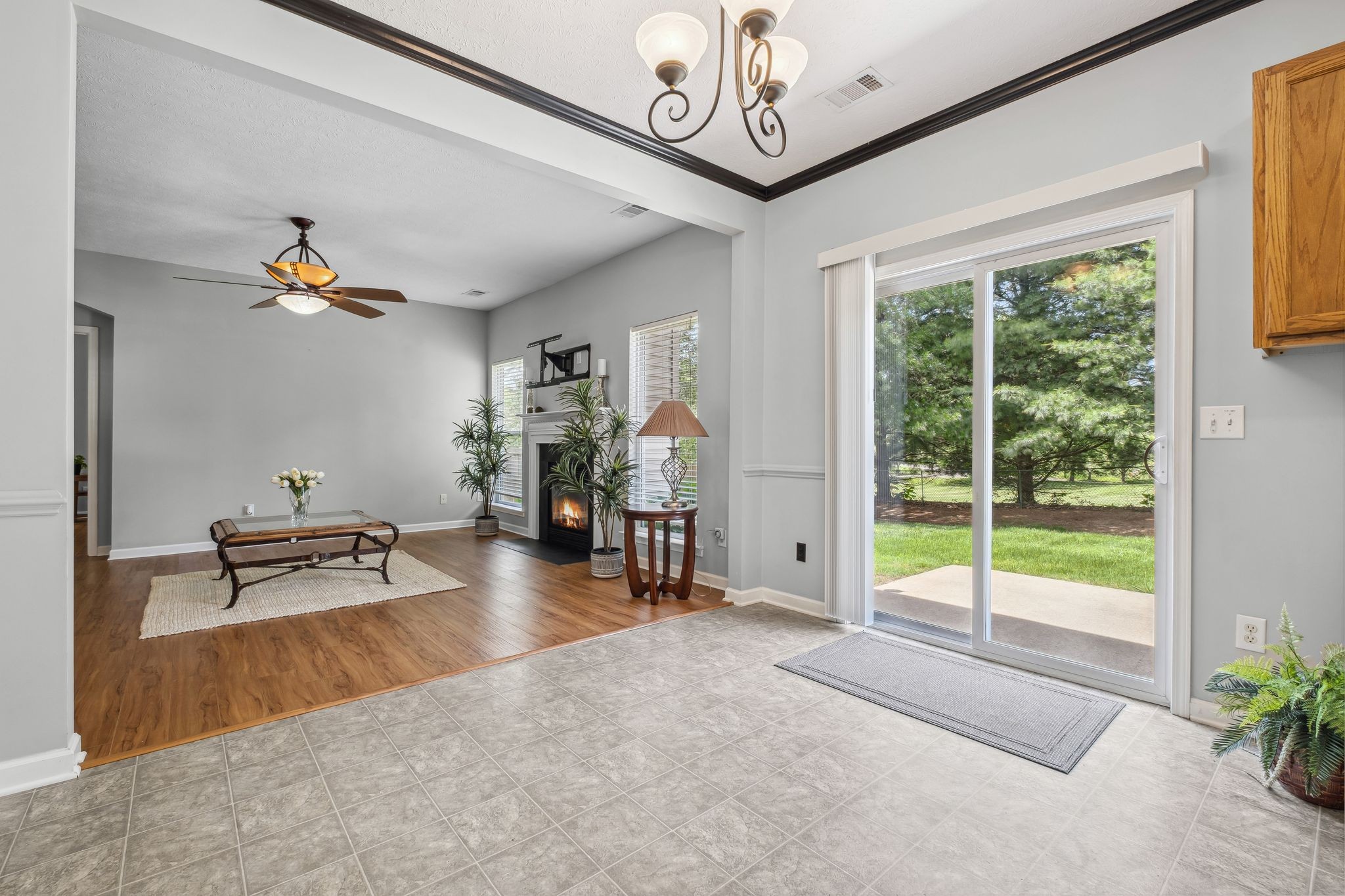 Hendersonville, Tennessee, 37075, United States, 4 Bedrooms Bedrooms, ,3 BathroomsBathrooms,Residential,For Sale,1819324
