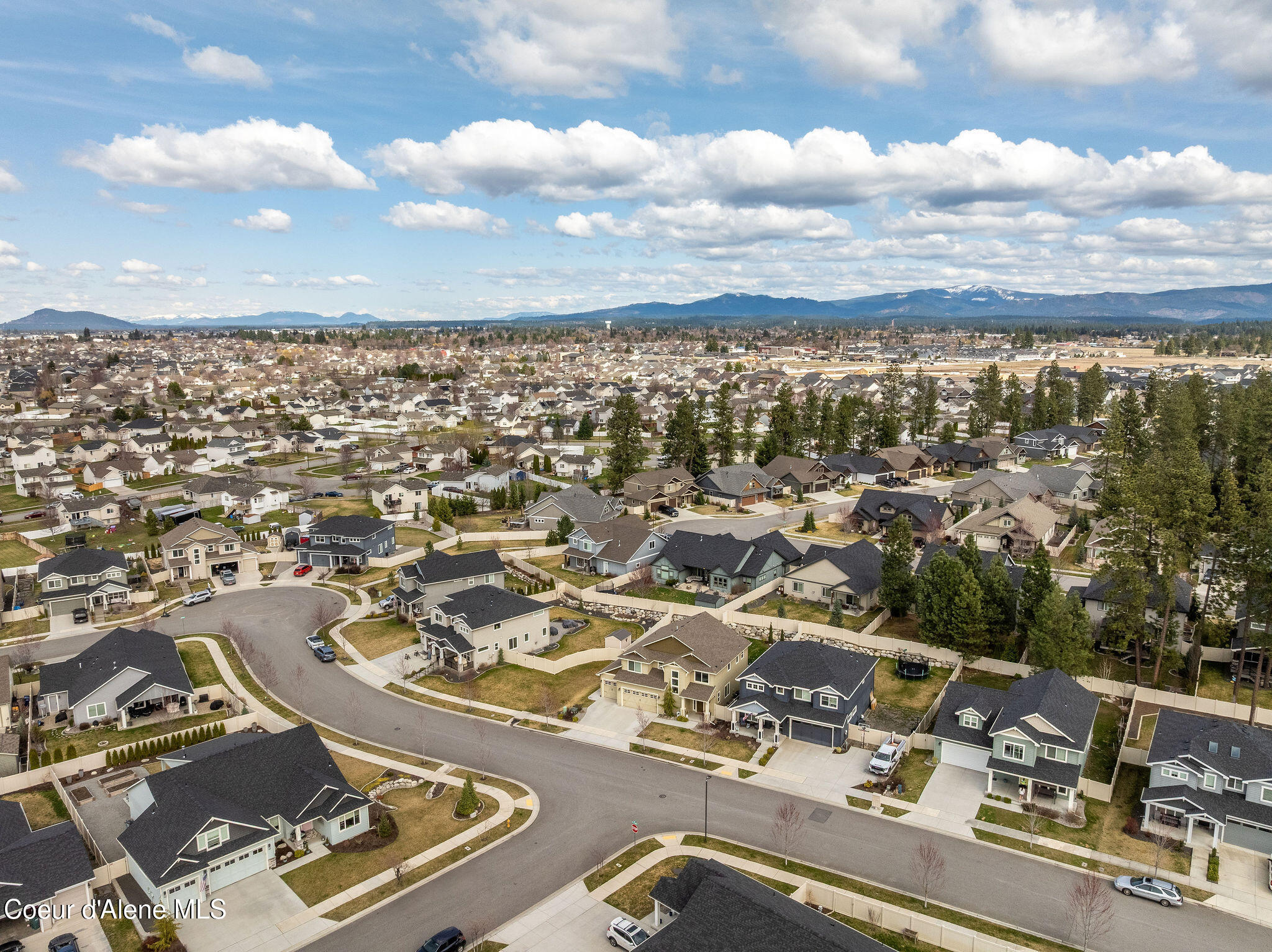 Coeur D'alene, Idaho, 83815, United States, 5 Bedrooms Bedrooms, ,4 BathroomsBathrooms,Residential,For Sale,1754735