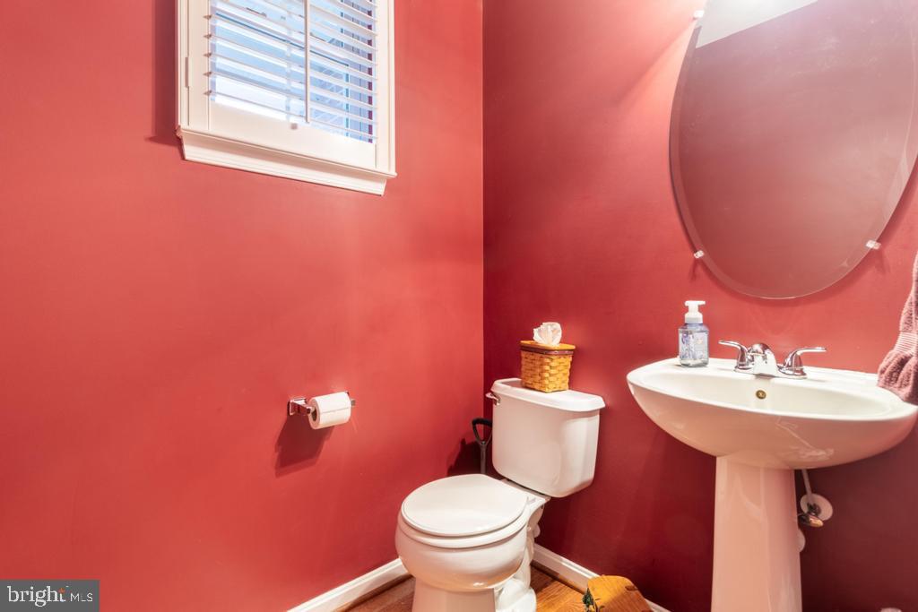 Waldorf, Maryland, 20602, United States, 4 Bedrooms Bedrooms, ,4 BathroomsBathrooms,Residential,For Sale,2001200