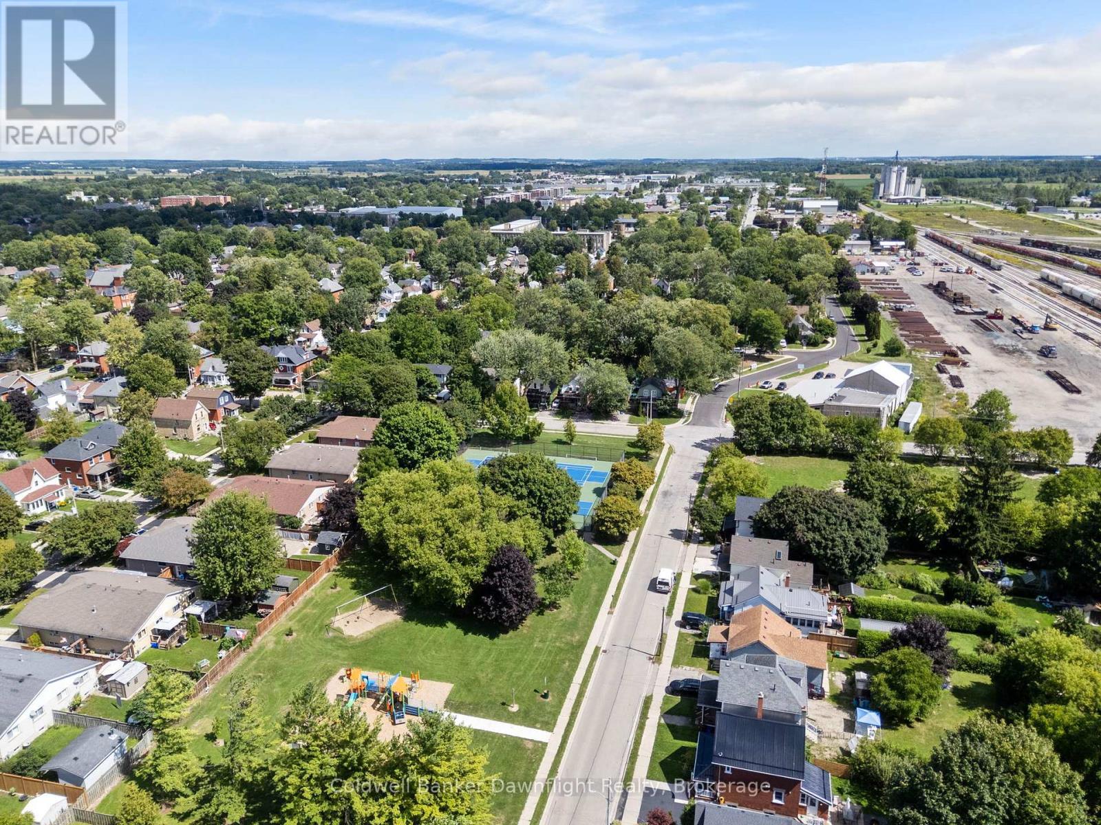 STRATFORD, Ontario, N5A 4K8, CA, 3 Bedrooms Bedrooms, ,1 BathroomBathrooms,Residential,For Sale,1948181