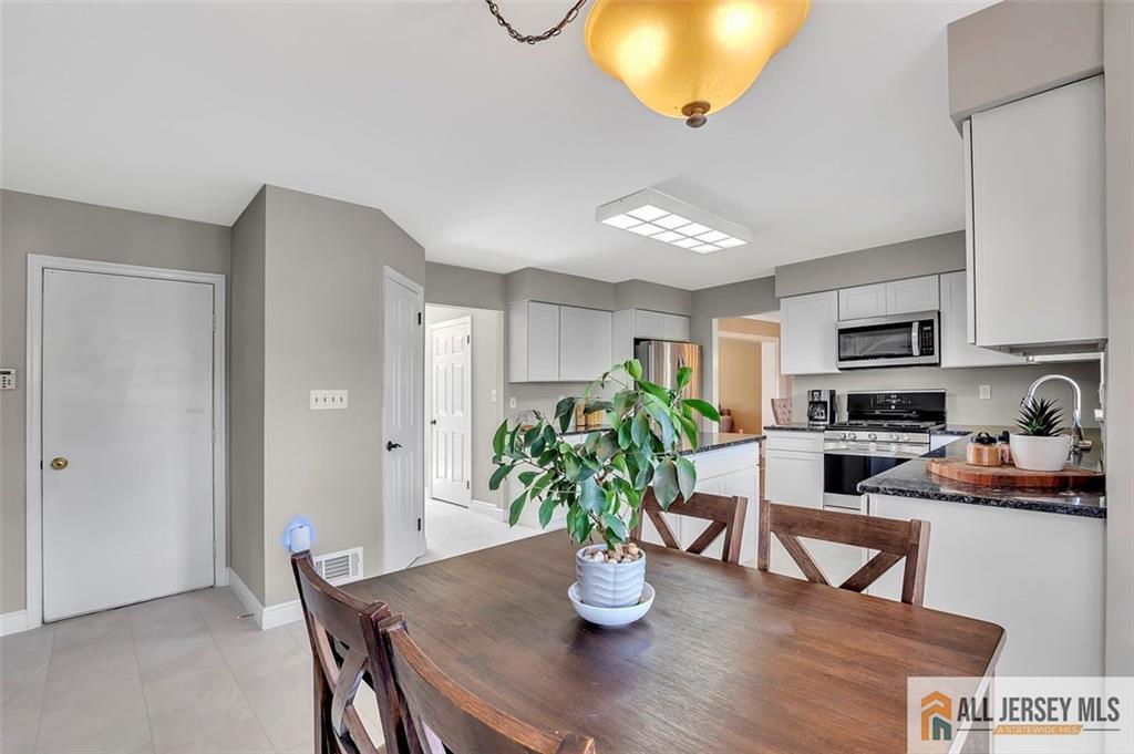 South River, New Jersey, 08882, United States, 4 Bedrooms Bedrooms, ,3 BathroomsBathrooms,Residential,For Sale,1940787