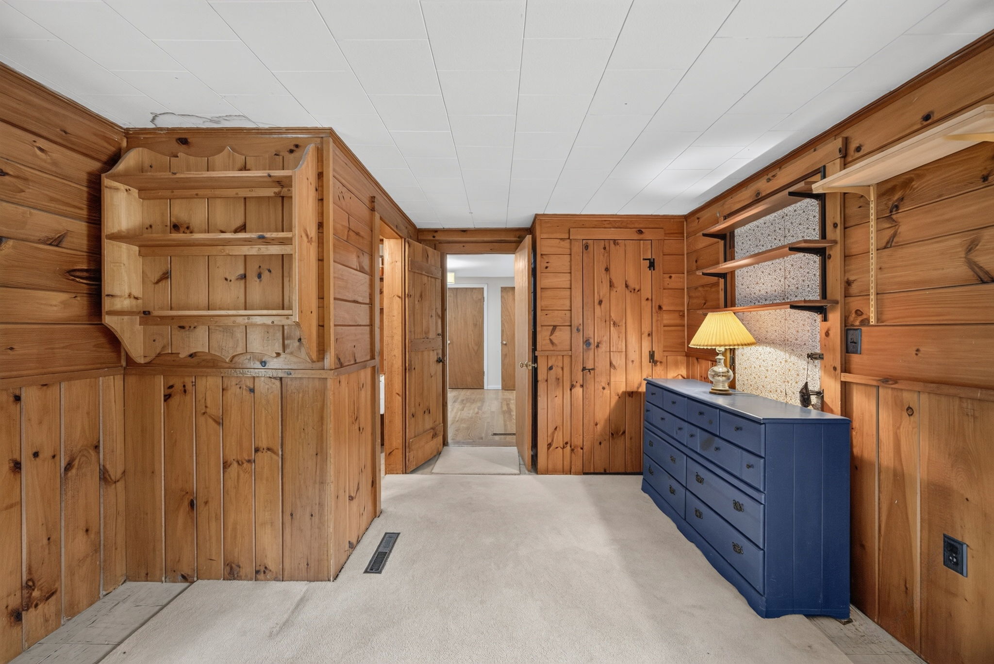  Privacy, Potential & 1.44 Acres in Truro - 物件實景