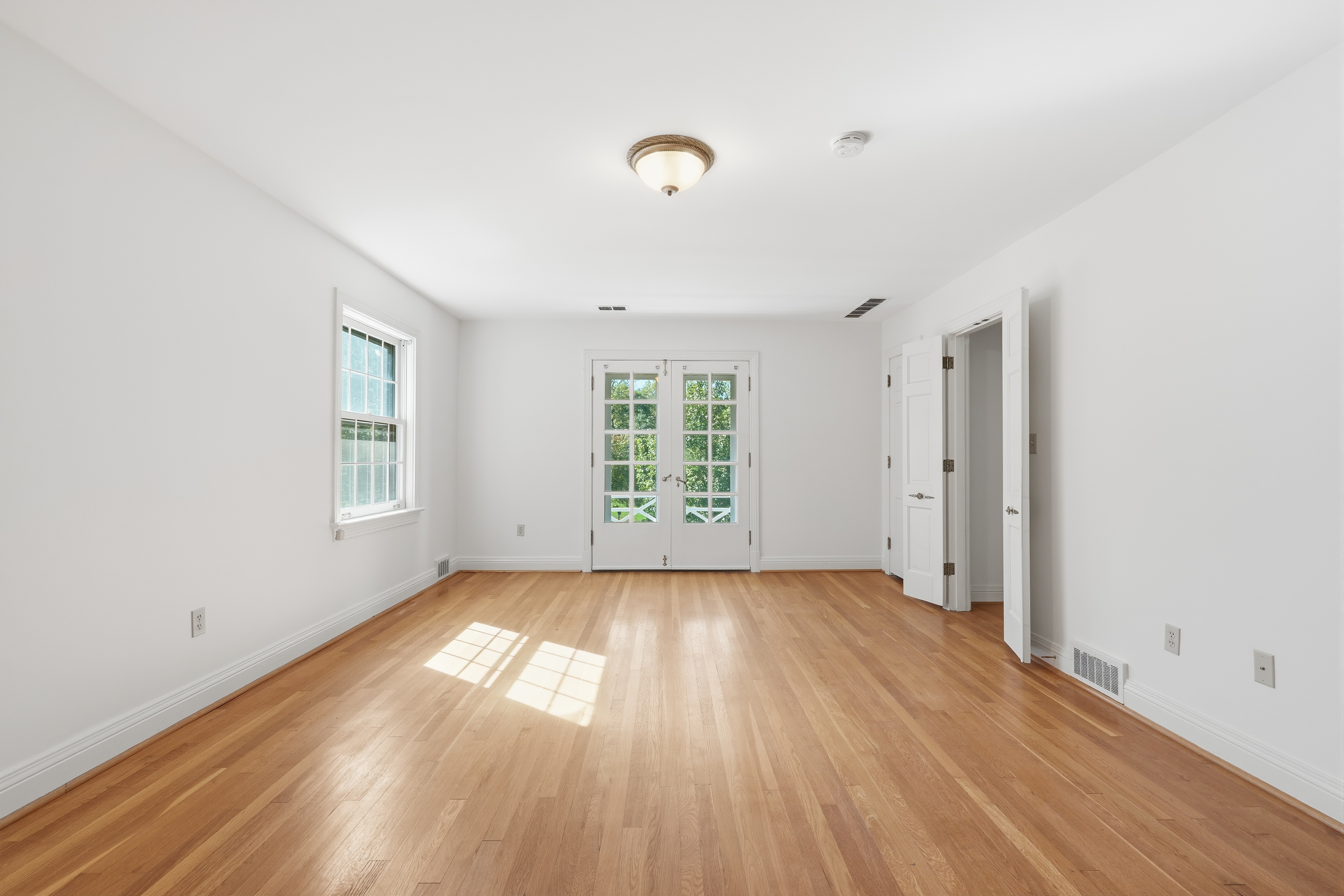  2501 Seneca Valley Road, Louisville, KY 40205 - 物件實景