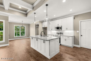 Lenoir City, Tennessee, 37771, United States, 3 Bedrooms Bedrooms, ,2 BathroomsBathrooms,Residential,For Sale,1933466