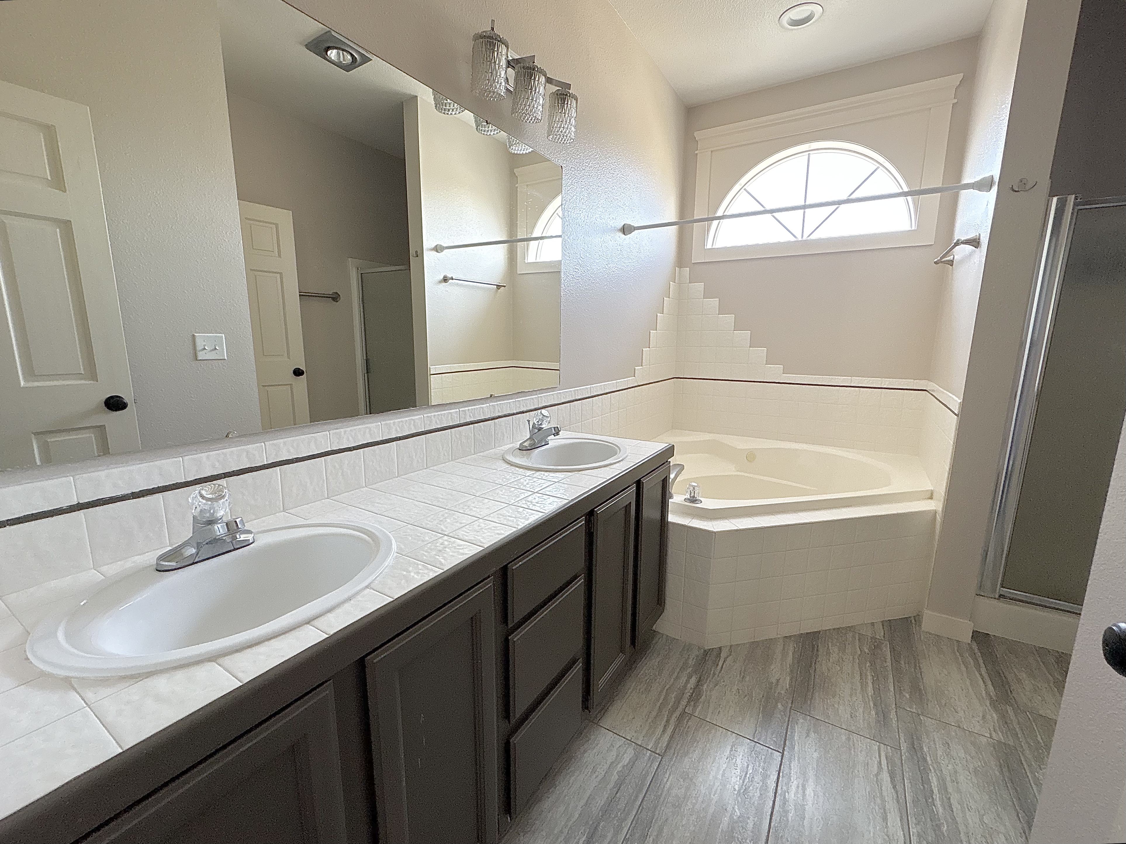Mountain Home, Idaho, 83647, United States, 4 Bedrooms Bedrooms, ,2 BathroomsBathrooms,Residential,For Sale,1814352