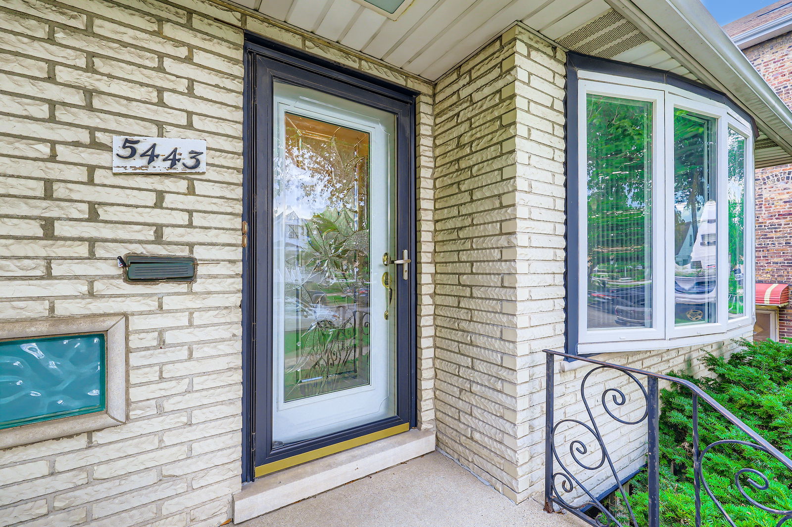 Chicago, Illinois, 60638, United States, 5 Bedrooms Bedrooms, ,Residential,For Sale,1878151