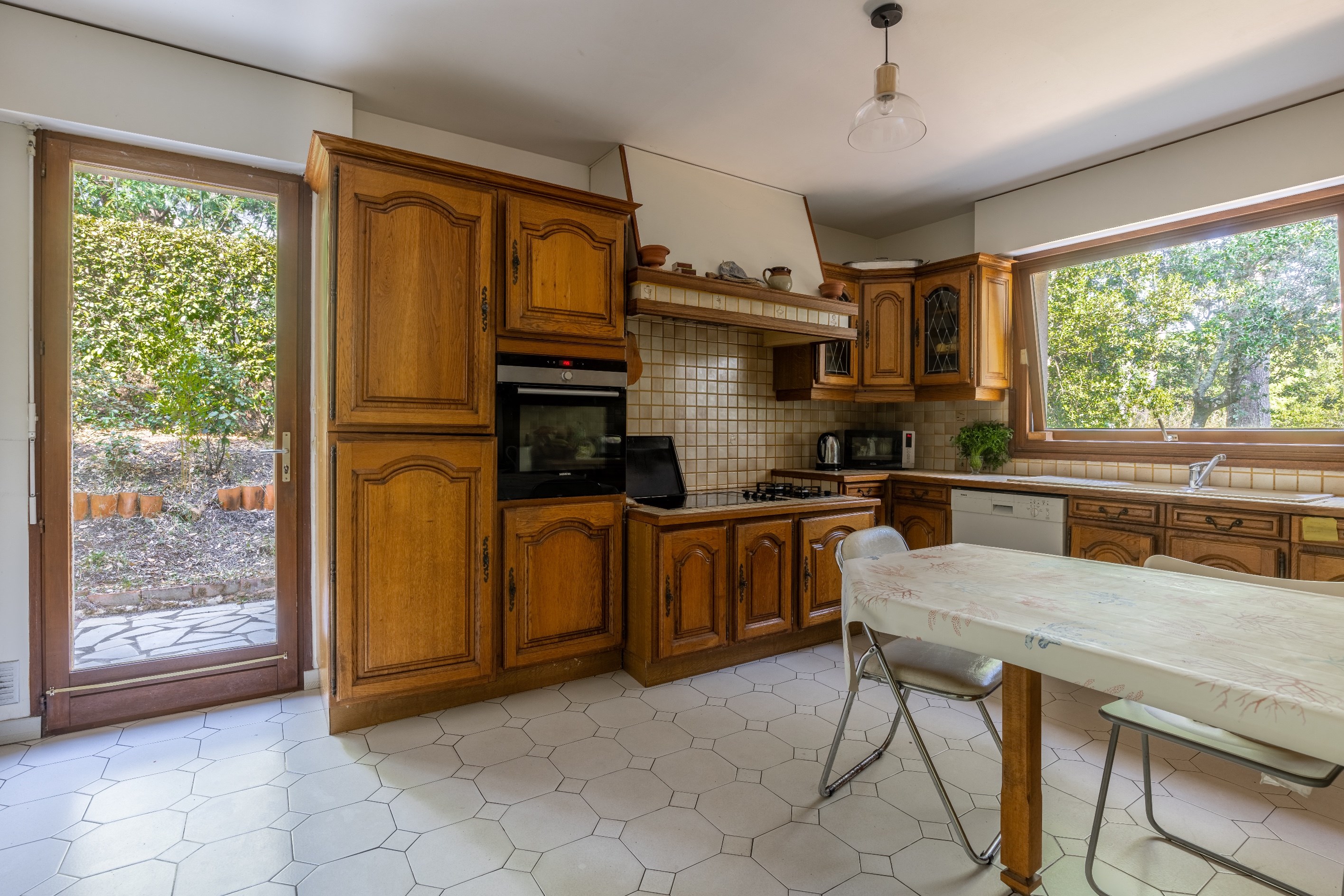  IN THE HEIGHTS OF THE MOULLEAU - FAMILY HOME - 800 METERS FROM THE BEACHES - 物件實景