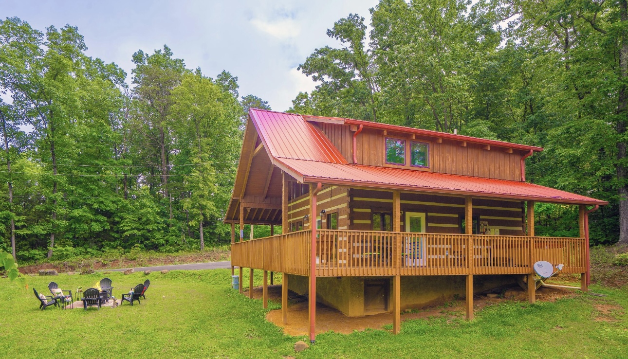 Pigeon Forge, Tennessee, 37863, United States, 2 Bedrooms Bedrooms, ,2 BathroomsBathrooms,Residential,For Sale,1982170