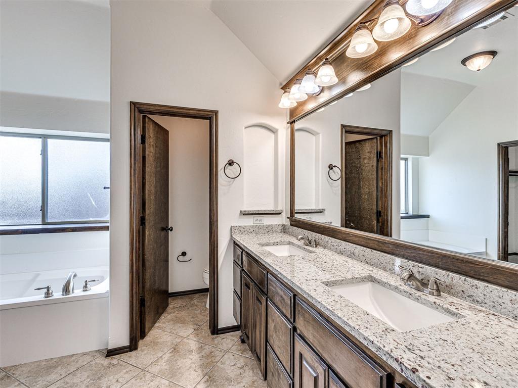 Edmond, Oklahoma, 73012, United States, 4 Bedrooms Bedrooms, ,3 BathroomsBathrooms,Residential,For Sale,1996470