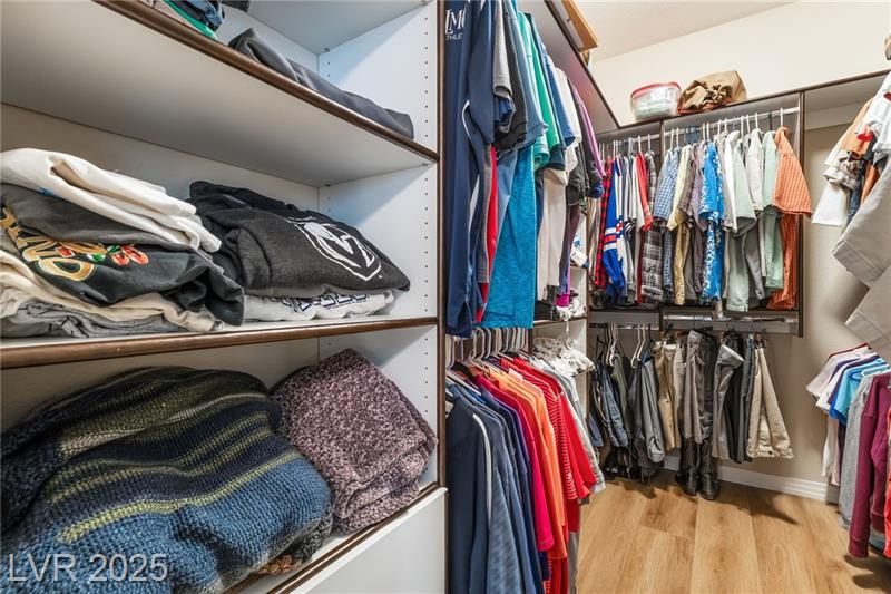 Henderson, Nevada, 89011, United States, 3 Bedrooms Bedrooms, ,2 BathroomsBathrooms,Residential,For Sale,1985669