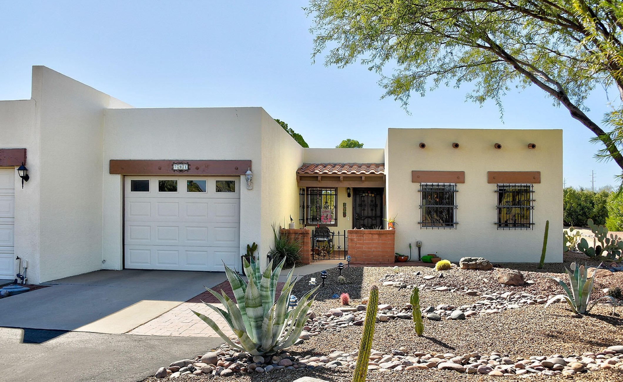  791 W Calle De Alegria, Green Valley, AZ, 85614 - 物件實景