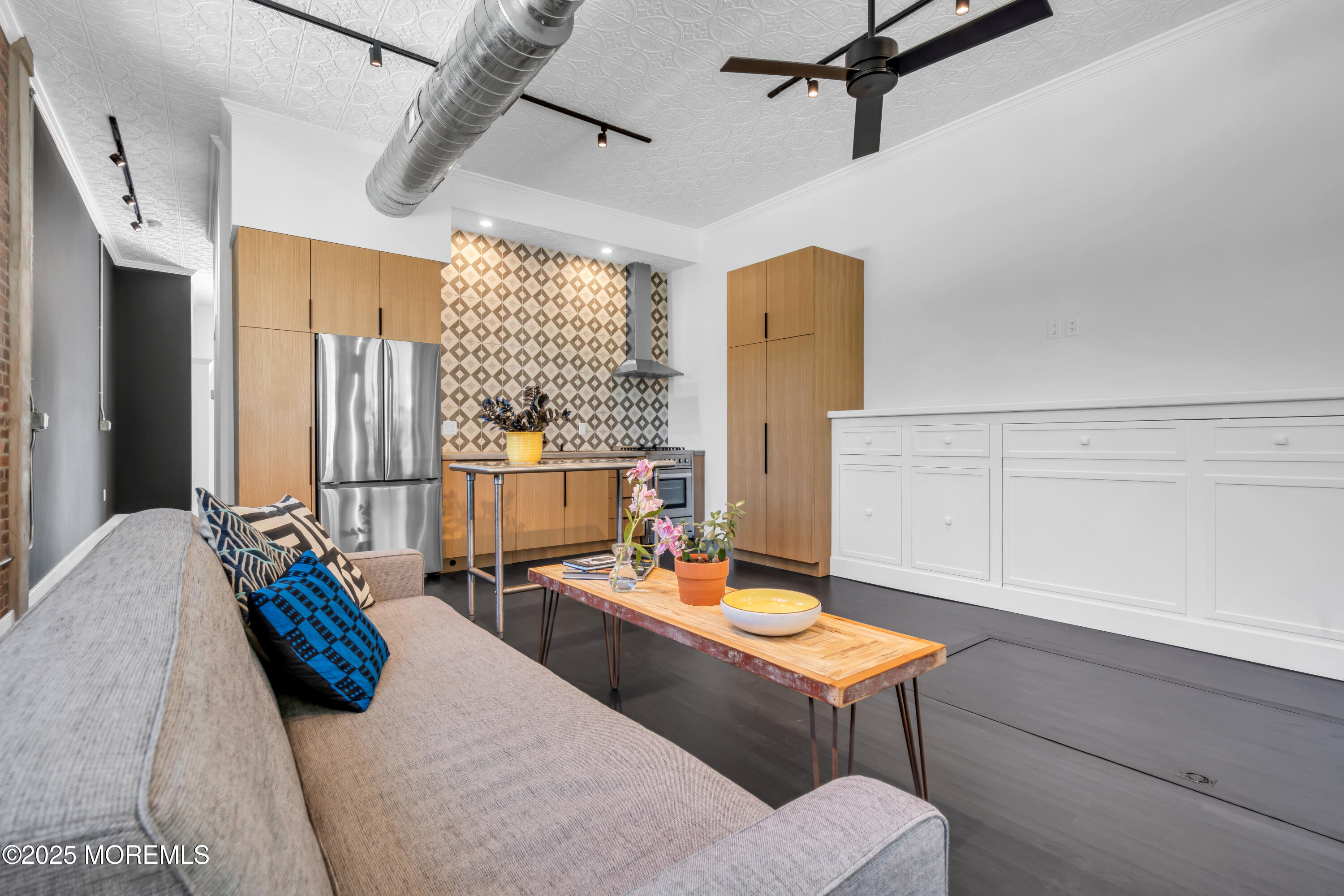 Fair Haven, New Jersey, 07704, United States, 1 Bedroom Bedrooms, ,2 BathroomsBathrooms,Residential,For Sale,1901766