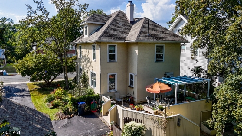 Bound Brook Boro, New Jersey, 08805, United States, 5 Bedrooms Bedrooms, ,3 BathroomsBathrooms,Residential,For Sale,1938545