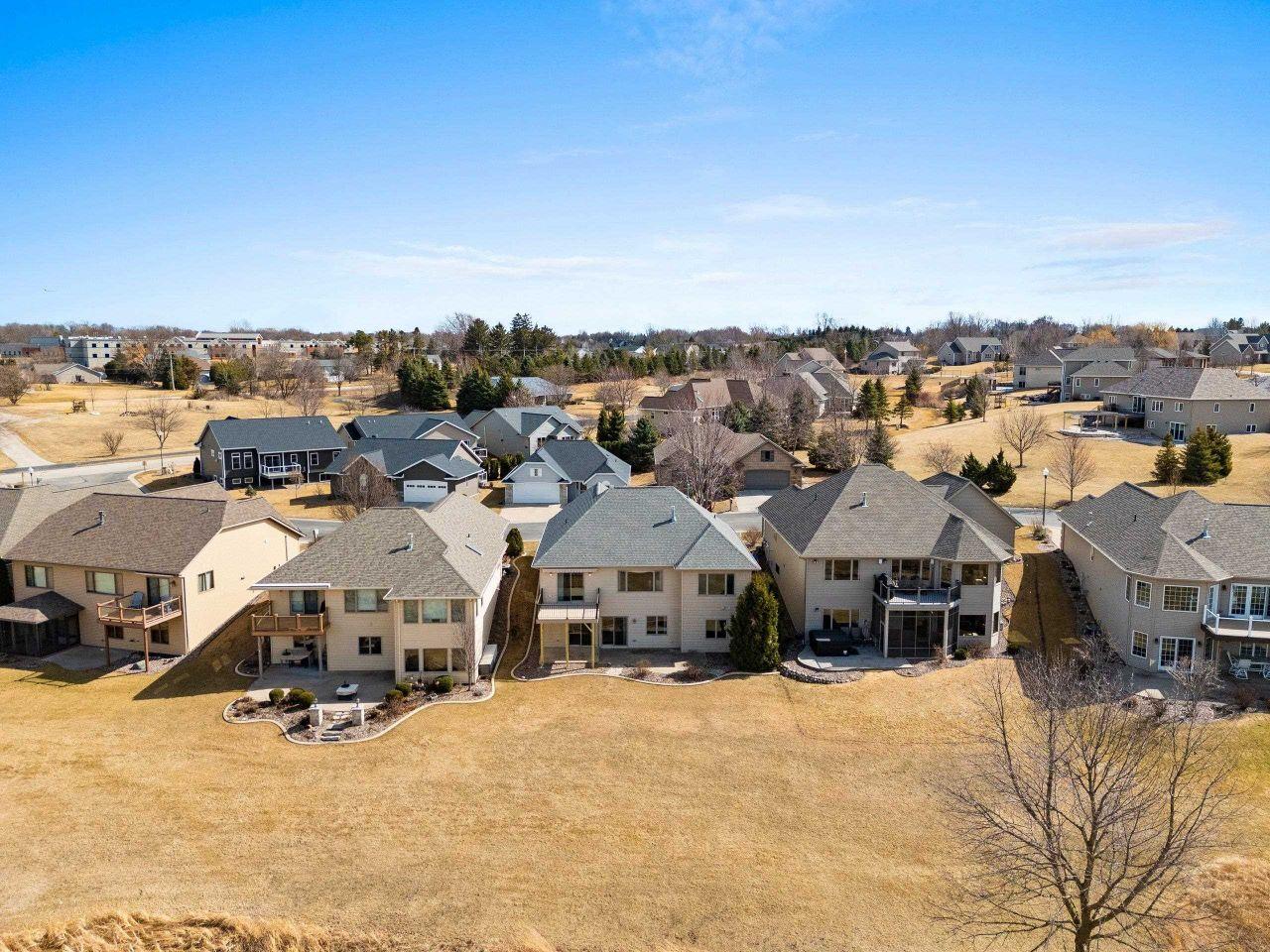 GREENVILLE, Wisconsin, 54942, United States, 3 Bedrooms Bedrooms, ,3 BathroomsBathrooms,Residential,For Sale,1744997