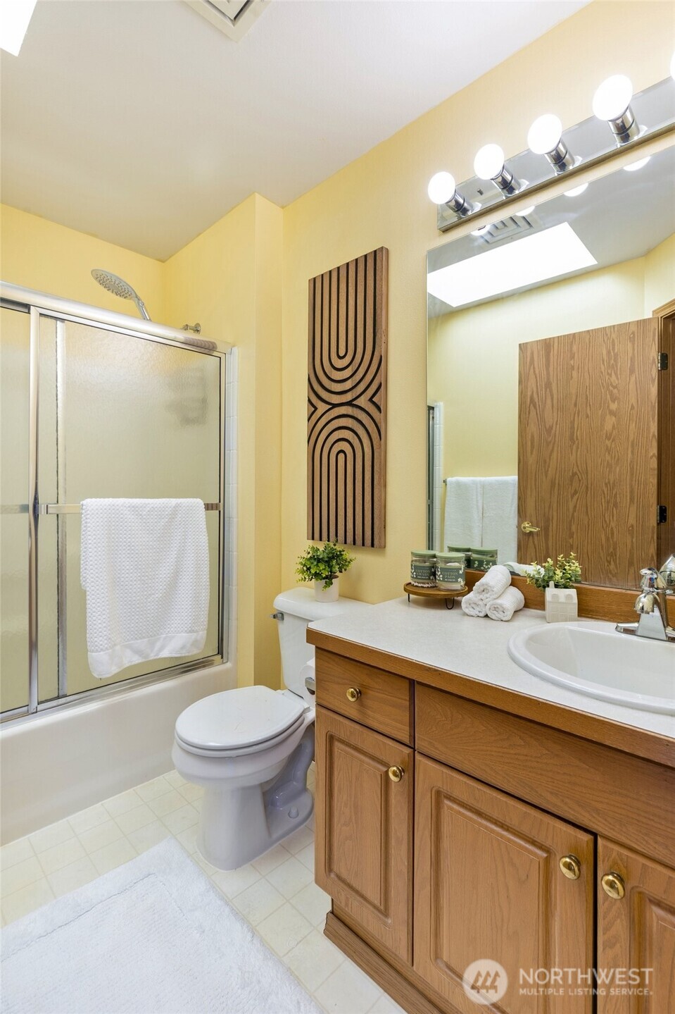 Marysville, Washington, 98270, United States, 4 Bedrooms Bedrooms, ,2 BathroomsBathrooms,Residential,For Sale,2049206