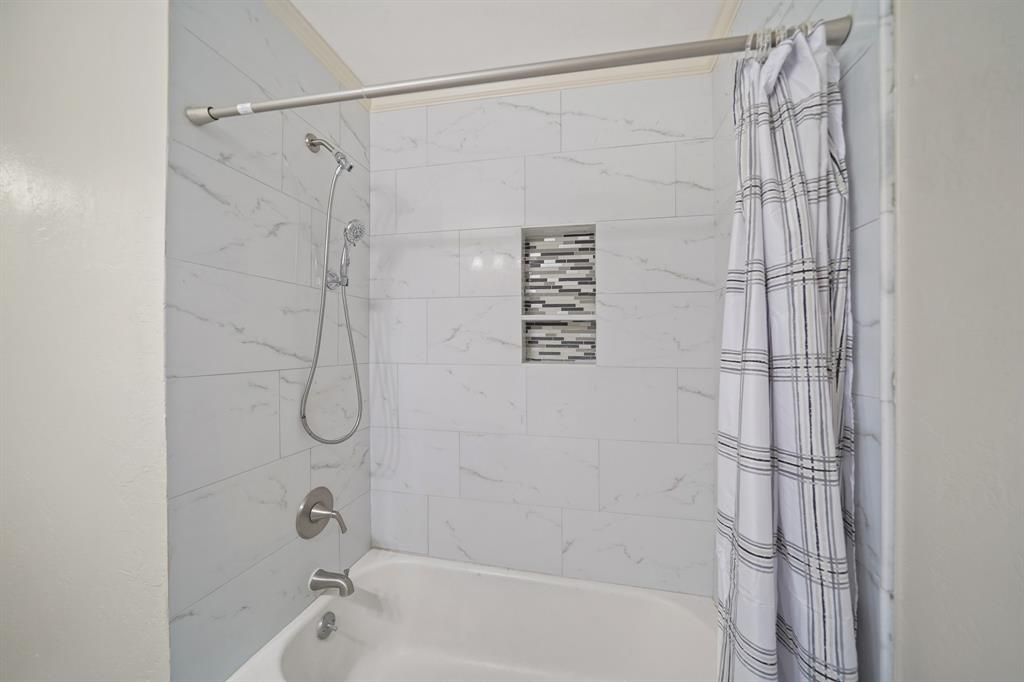Houston, Texas, 77096, United States, 3 Bedrooms Bedrooms, ,3 BathroomsBathrooms,Residential,For Sale,1857598